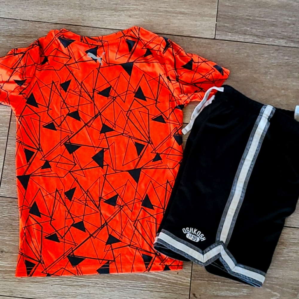 Bundle lot of Boys Puma shirt & shorts 7/8